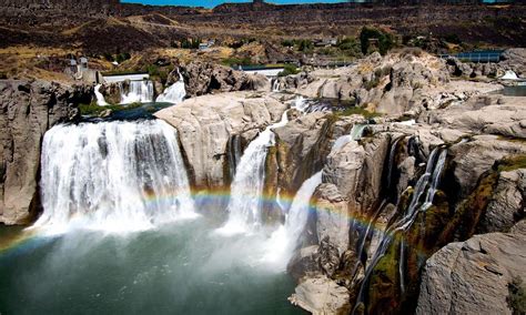 Everything you need to know about visiting Shoshone Falls