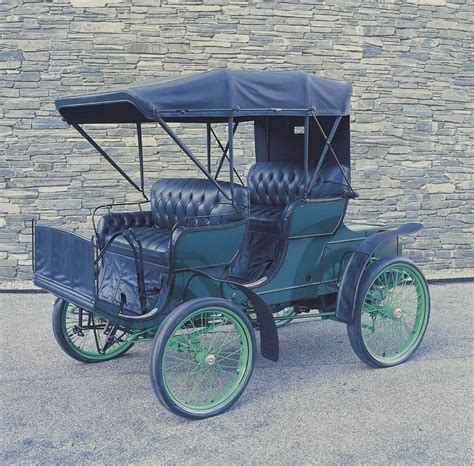 1899 Winton Motor Carriage - Heritage Museums & Gardens - Antique Car