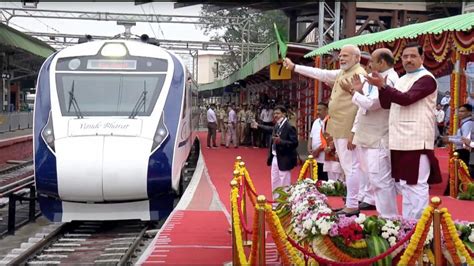 Vande Bharat Express | Bangalore: Prime Minister Narendra Modi flags ...