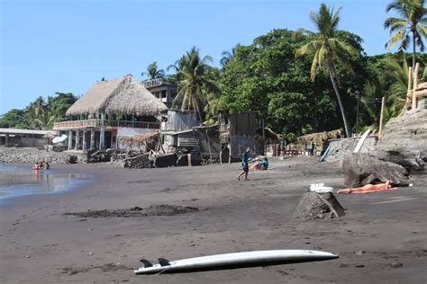 Surf El Tunco- an Amazing Surf Town in El Salvador!