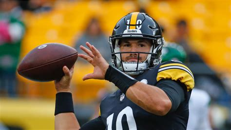 Steelers' Mitch Trubisky continues to excel as leader amid 'roller ...