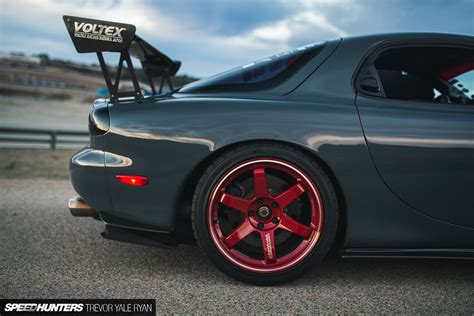 A Simply Irresistible Mazda RX-7 - Speedhunters