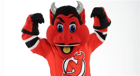 Devils' mascot takes a hammer to Gritty