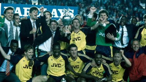 Alan Smith explains why Arsenal’s 1989 league-winning shirt is the best - Just Arsenal News