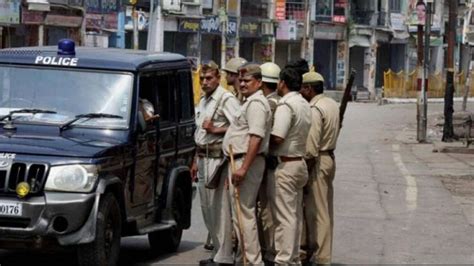 Uttar Pradesh: Police encounter in Sitapur, one injured