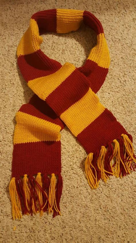 Harry Potter Gryffindor scarf | Bufanda de harry potter, Croché de ...