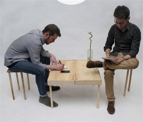 Boxed Kit: Portable Office Furniture - FileHippo News