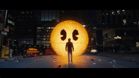 Pixels - Scène PacMan - Professeur Iwatani - VF HD - YouTube