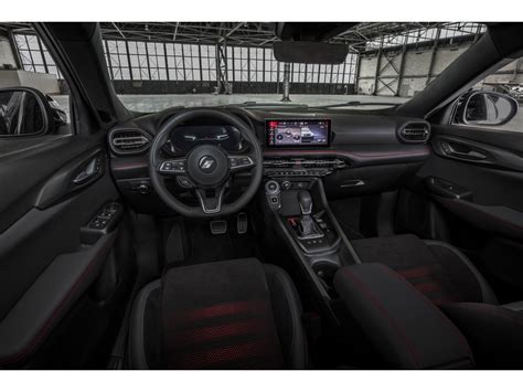 2025 Dodge Hornet: 41 Interior Photos | U.S. News