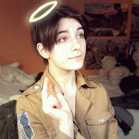 You have been blessed by the holy freckled Jesus. Marco cosplay by Geheichou | Cosplay, Aot ...