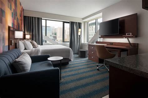 Courtyard by Marriott Seattle Downtown/Pioneer Square - UPDATED 2024 Prices, Reviews & Photos ...