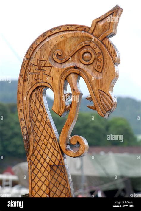 Viking ship head hi-res stock photography and images - Alamy