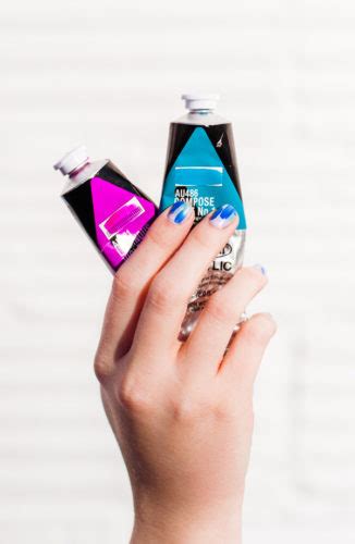 Brush It Off: DIY Brushstroke Nail Art Inspired by Something You Totally Did in Middle School ...