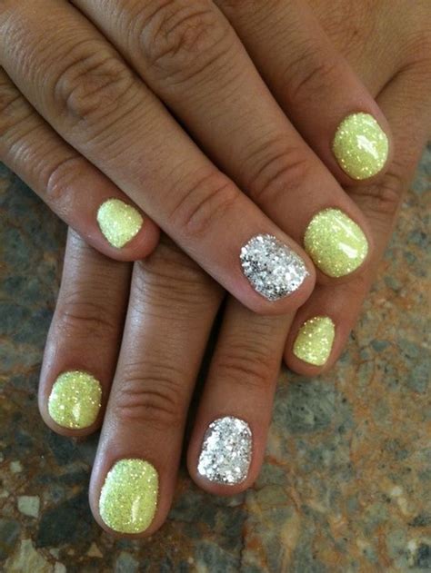 glitter yellow nails | Pretty finger art