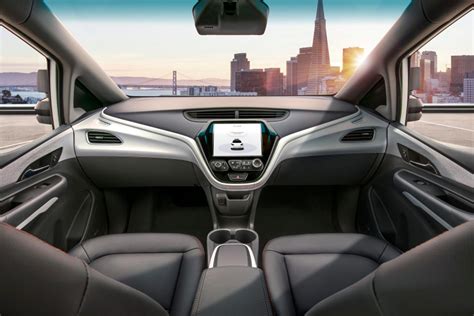 GM hopes to put driverless Cruise AV on roads in 2019