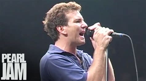 Yellow Ledbetter - Live at Madison Square Garden - Pearl Jam Acordes - Chordify