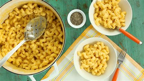 Video: Perfect Stovetop Mac and Cheese | Martha Stewart