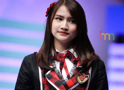 Koleksi Foto Frieska Anastasia Laksani JKT48 Terbaru | Foto Artis Indonesia