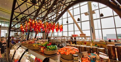 10 restaurants to check out before you fly in Toronto's Pearson Airport ...