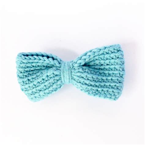 Crochet Bow Hair Clip on Luulla