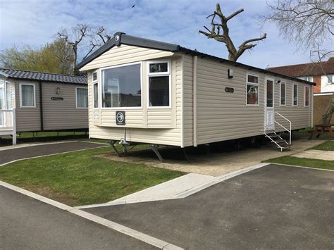 Caravan by the Sea at Weymouth's Haven Park - UPDATED 2019 - Holiday Rental in Weymouth ...