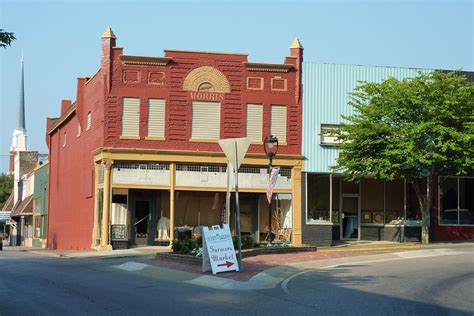 Glasgow - Caves and Lakes, Kentucky - Tripcarta