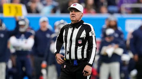 Bill Vinovich será el referee del Super Bowl LVIII - ClaroSports