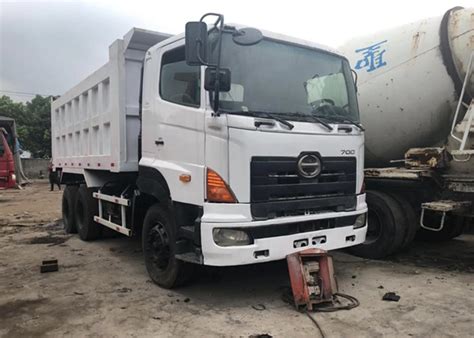 Used Hino Dump Truck Manual 700 6x4 8x4 With 20-30tons Loading Capacity