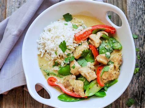 Instant Pot Thai Green Curry Chicken - Fab Everyday