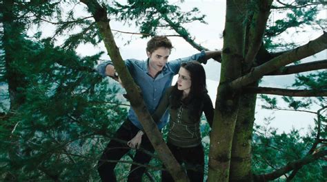 Bella/Edward Twilight trailer 3 HQ - Edward and Bella Image (2556411) - Fanpop