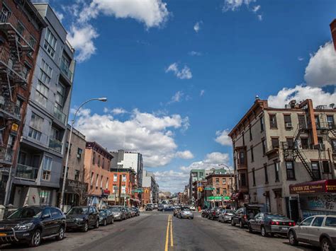 Queens Neighborhood Guide: New York City's Most Diverse Borough