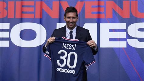 Maaf, Messi Belum Bisa Debut di PSG Akhir Pekan Ini