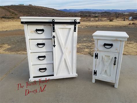 20++ Distressed White Barn Door Cabinet - HOMYHOMEE