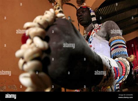 Nuba tribe sudan hi-res stock photography and images - Alamy