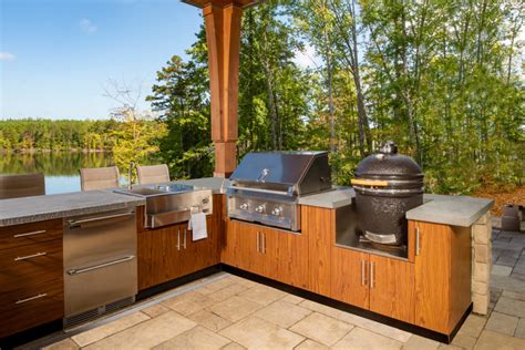 Outdoor Grill Cabinets l Trex Outdoor Kitchens