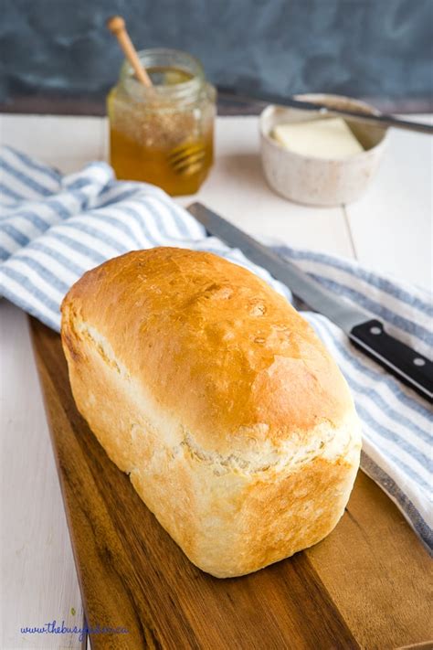 Easy White Sandwich Bread {Old Fashioned Recipe} - The Busy Baker