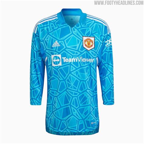 3 Manchester United 22-23 Goalkeeper Kits Revealed - Footy Headlines