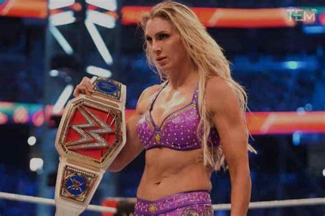 List of the top 10 female wrestlers in WWE - Sarkari Result | Sarkari ...