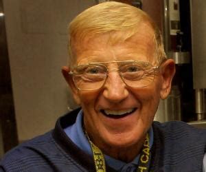 Lou Holtz Biography, Birthday. Awards & Facts About Lou Holtz