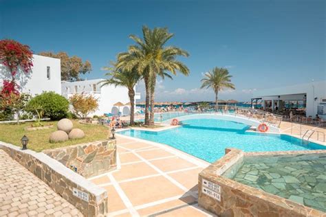 Avra Beach Hotel - Ixia Hotels | Jet2holidays