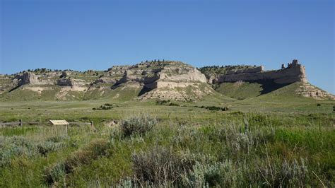 Taking a Break at Scotts Bluff National Monument - J. Dawg Journeys