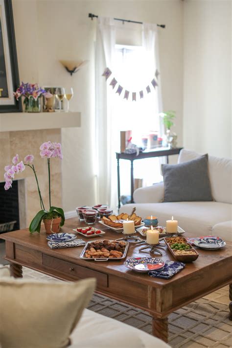 How To Throw A Great Housewarming Party! – Practically Functional