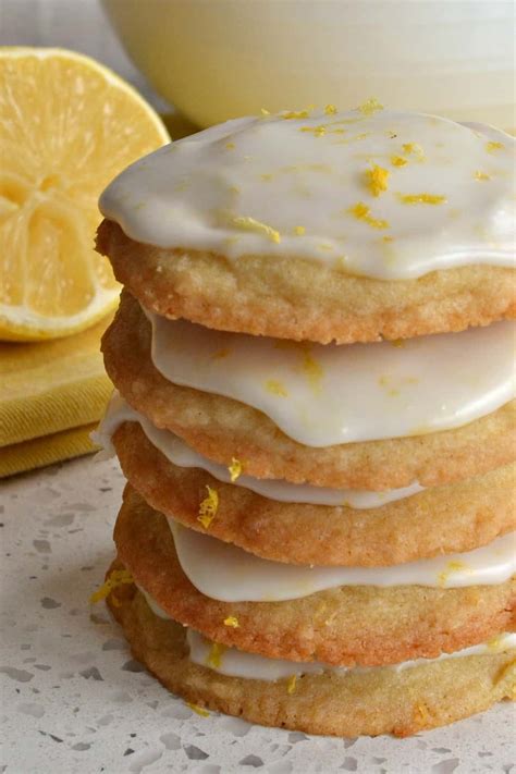 Lemon Christmas Cookie Icing - Anginetti Italian Lemon Drop Cookies Recipe Food Com - Cookie ...