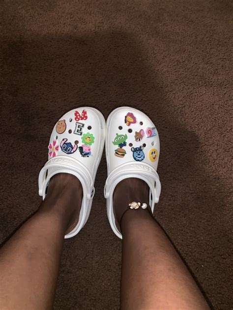 Pin by 𝓟𝓻𝓮𝓼𝓼𝓾𝓻𝓮ꨄ☆ on Kicks☆ | Crocs fashion, Crocs shoes, Crocs aesthetic