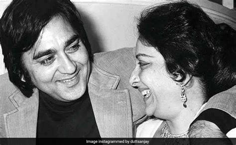 Sanjay Dutt Remembers Parents Sunil Dutt And Nargis On Their Anniversary