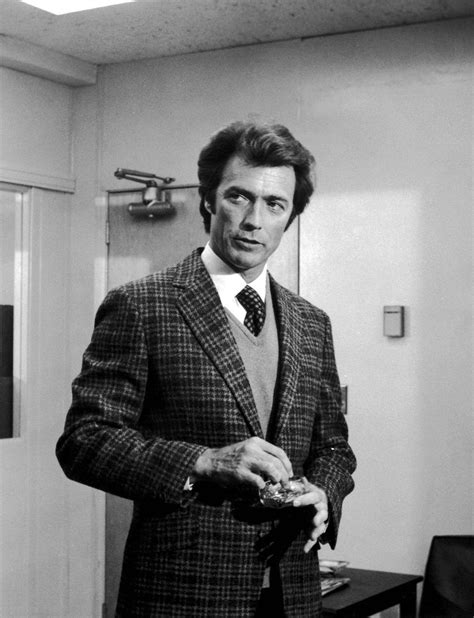 Clint on the set of Dirty Harry (1971) - Clint Eastwood Photo (41649158 ...