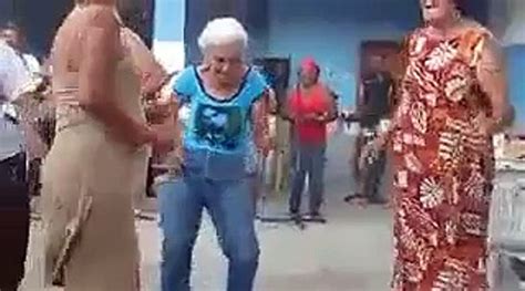 Funny Old Lady Dancing Pictures