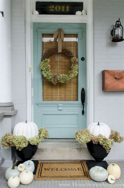 https://homebnc.com/homeimg/2018/01/02-farmhouse-front-door-ideas-homebnc.jpg | Fall decorations ...