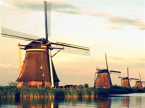 Where to See Windmills in and around Amsterdam