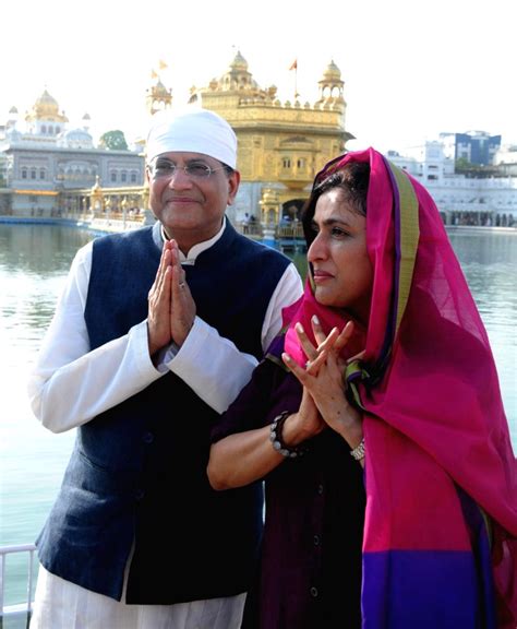 Piyush Goyal visits Golden Temple